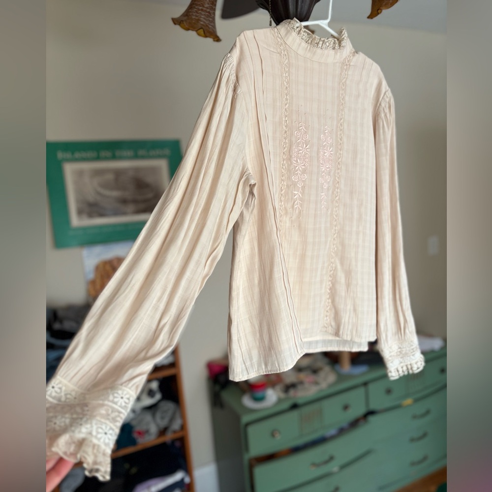 Lace Trim High-Neck Cream Blouse - Picture 2 of 13